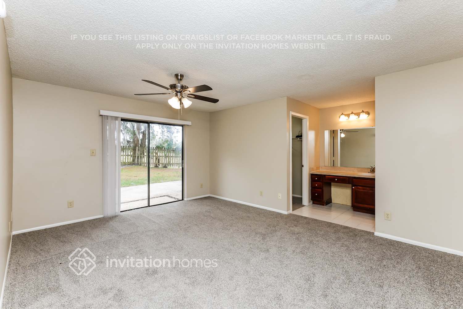 Building Photo - 1403 Live Oak Ct