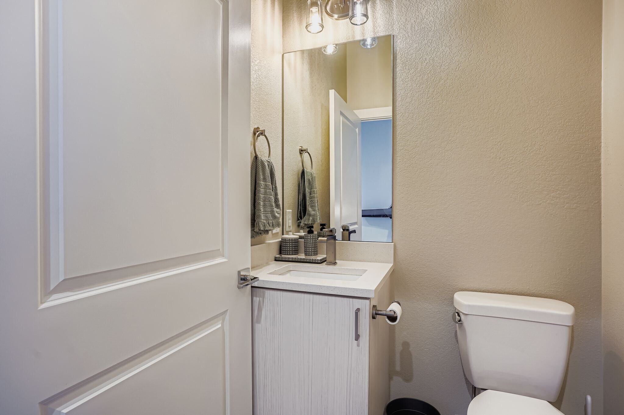 Building Photo - 2739 W 24th Ave