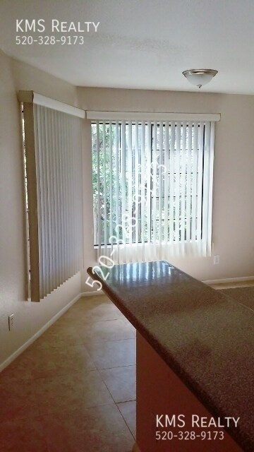 Building Photo - 5654 S Wood Crest Dr