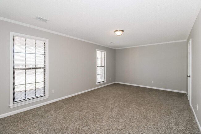 Building Photo - 7589 Shelby Woods Cove