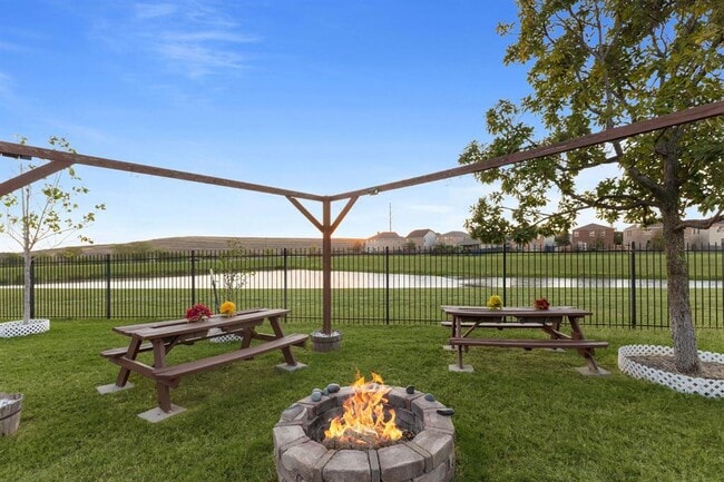 Building Photo - 10904 Roderick Lawson Ln