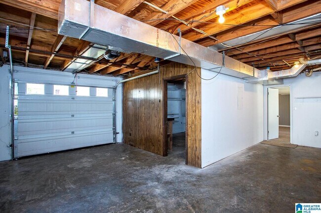 Building Photo - 118 Fox Hollies Blvd