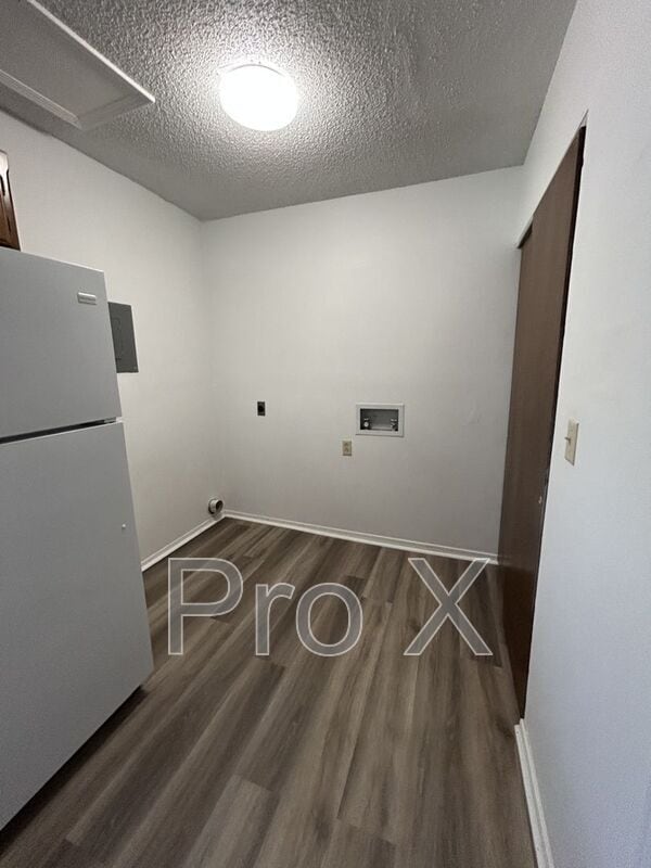 Building Photo - 1108 S Joplin St