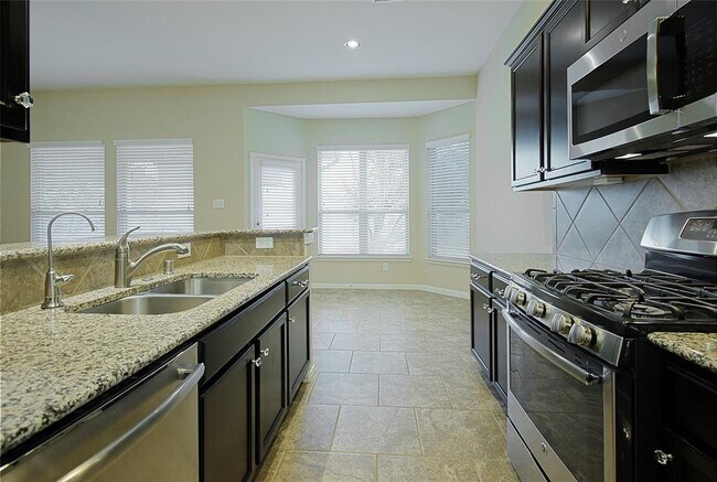 Building Photo - 21506 Cotton Valley Ln