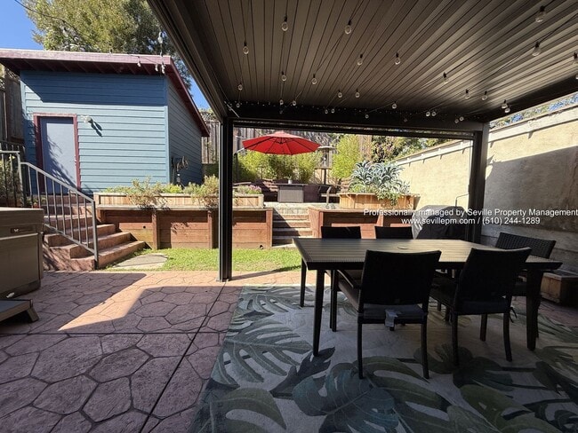 Building Photo - MOVE IN READY 3BR/1BA MAXWELL PARK HOME!