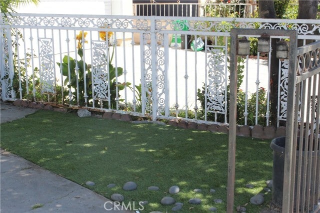 Building Photo - 14808 Kingsdale Ave