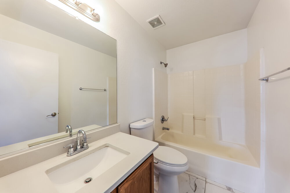 Building Photo - 11845 W Lupine Ave
