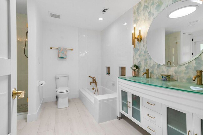 Building Photo - 5516 Colbright Rd