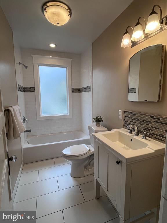 Building Photo - 4043 20th St N