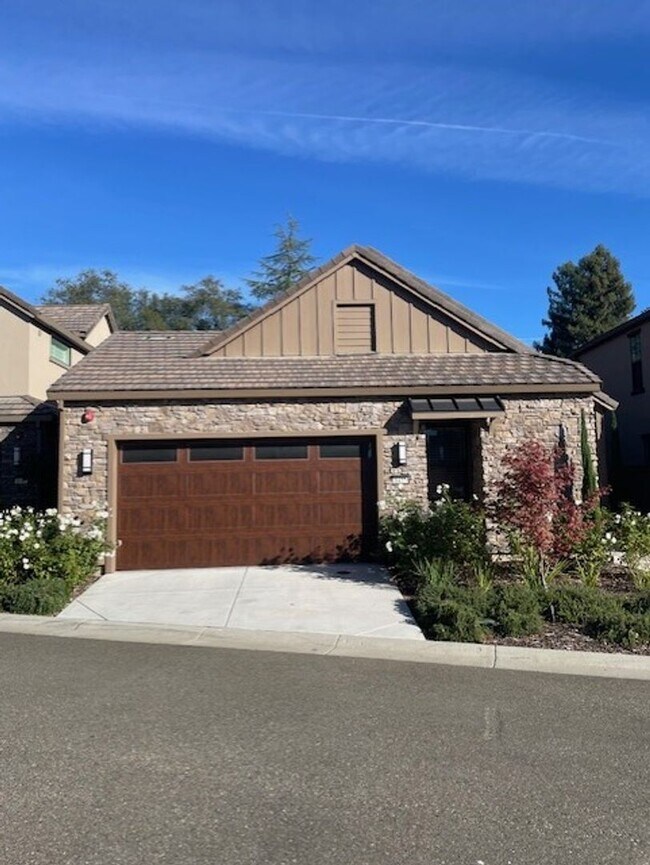 Primary Photo - Serene View Road