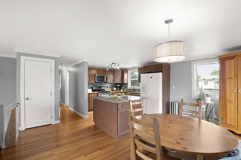 Building Photo - 33 Buena Vista Ave