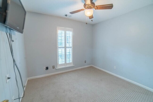 Building Photo - Available Soon!