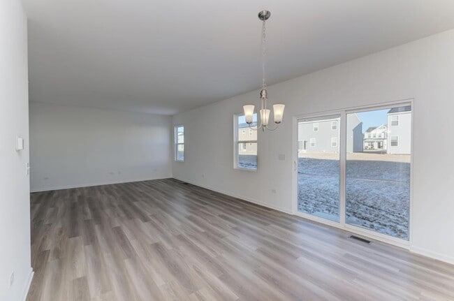 Building Photo - 454 Bower Ln