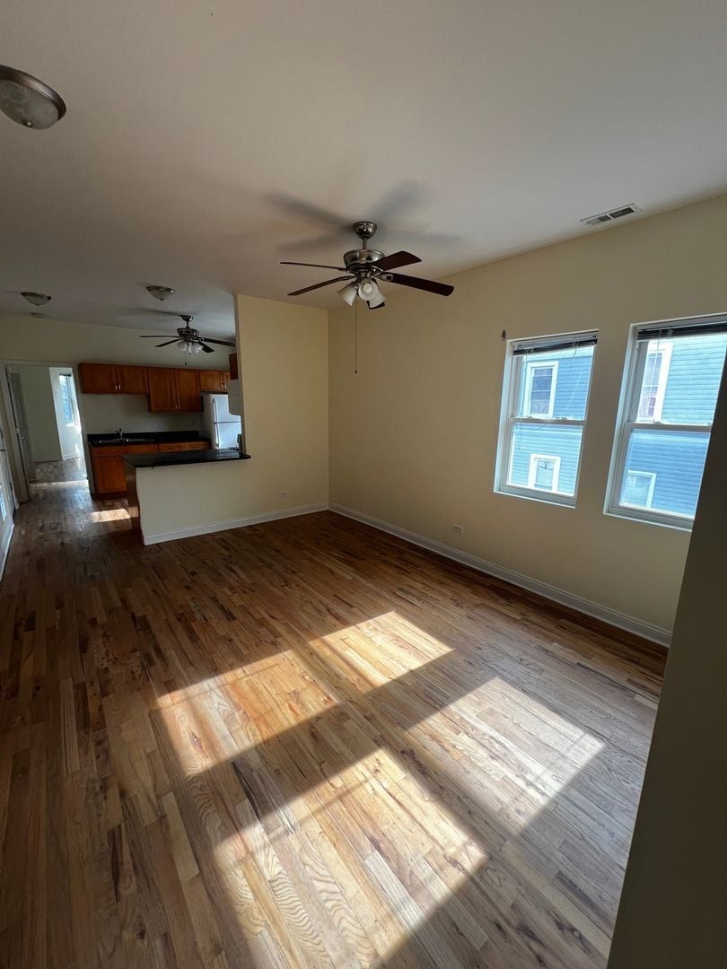 Building Photo - 4528 S Hermitage Ave