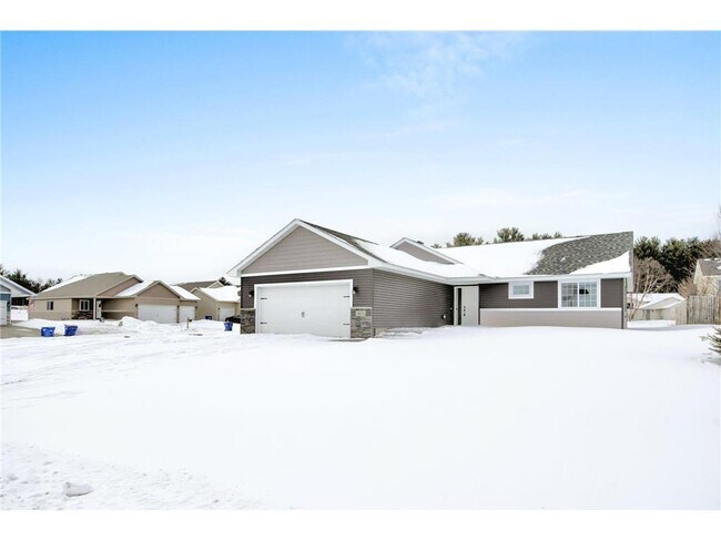 Building Photo - 463 Martin Way
