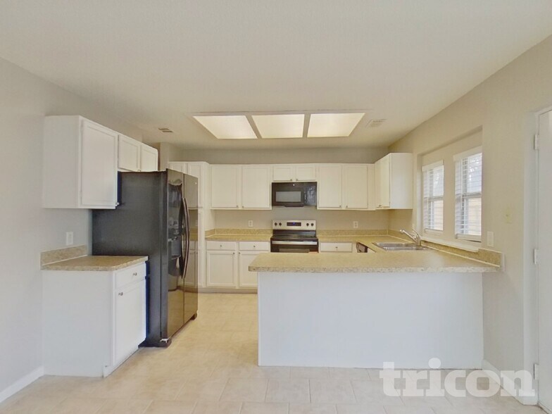 Building Photo - 2674 Steppington St