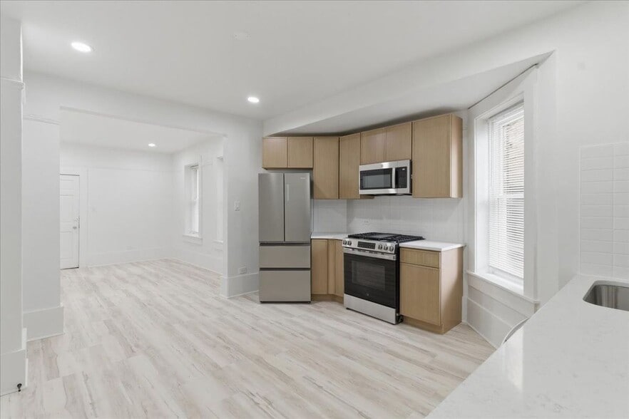 Building Photo - 2607 W Haddon Ave