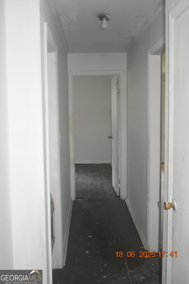 Building Photo - 803 Grosso Ave