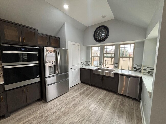 Building Photo - 116 Lasino Dr