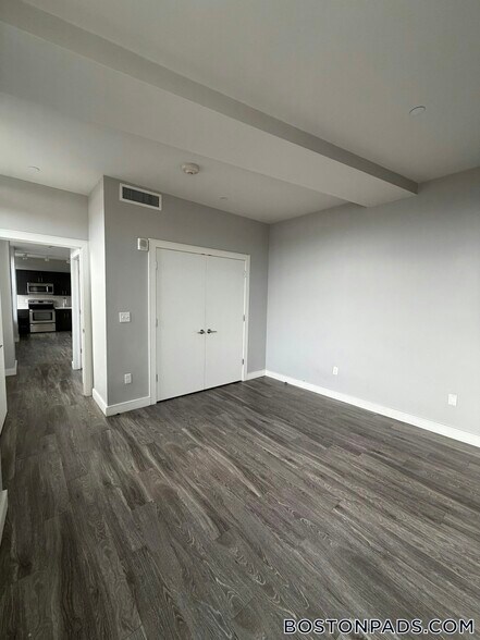 Building Photo - 23 Central Ave