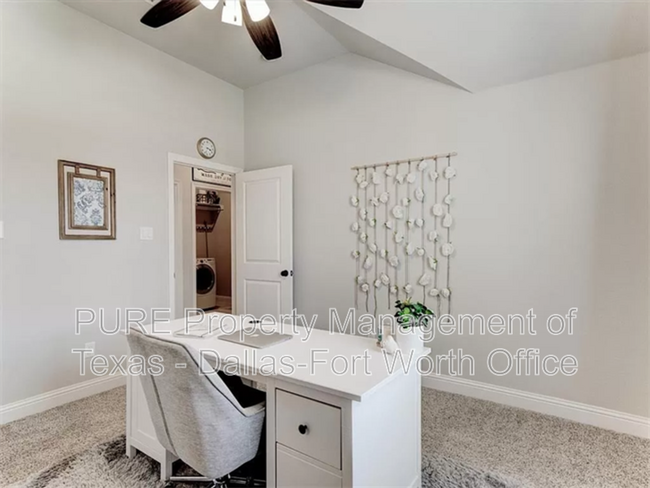 Building Photo - 1612 Town Creek Cir