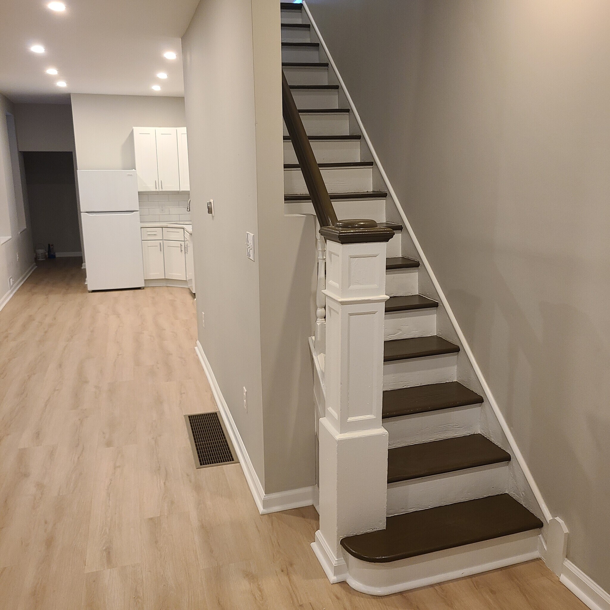 Building Photo - 1331 Narragansett St