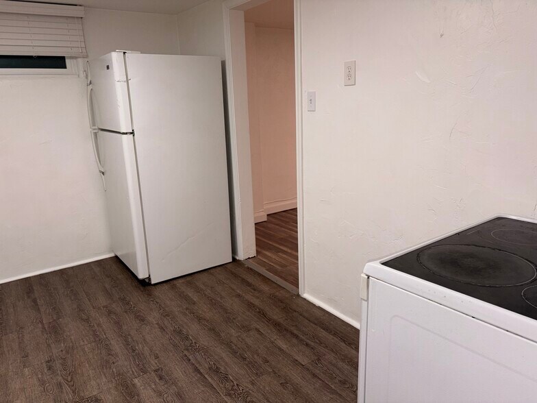 Building Photo - 109 N 500 W