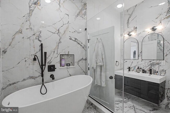 Building Photo - 120 N 3rd St