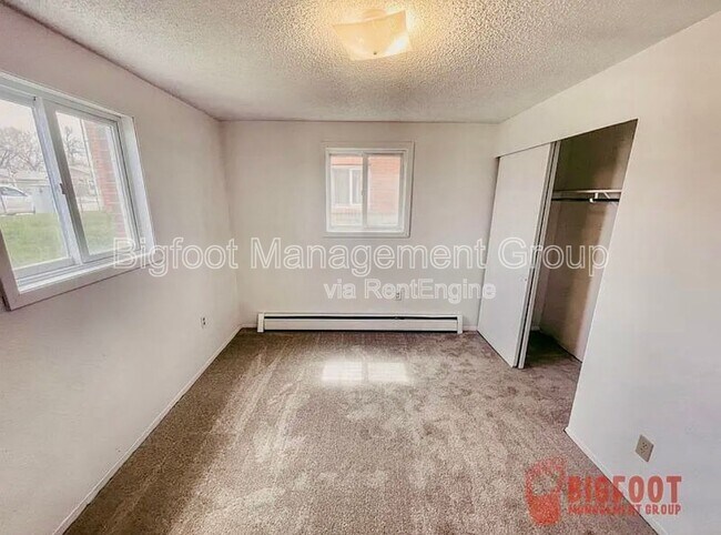 Building Photo - 1431 Aspen St