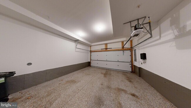 Building Photo - 10366 Jacobsen St