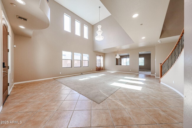 Building Photo - 9121 W Plum Rd