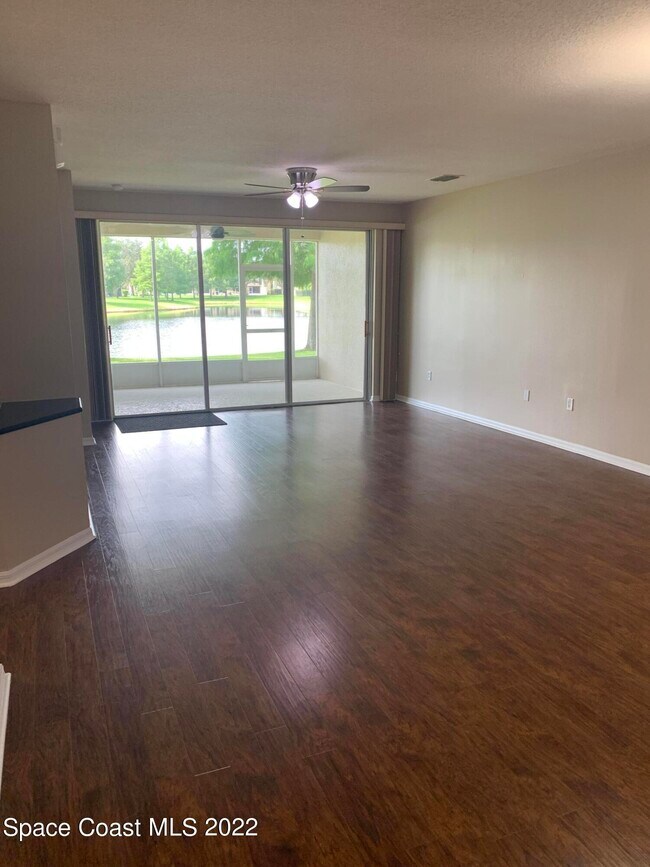 Building Photo - 700 Trotter Ln