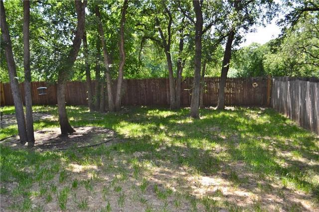 Building Photo - 713 Mack Dr