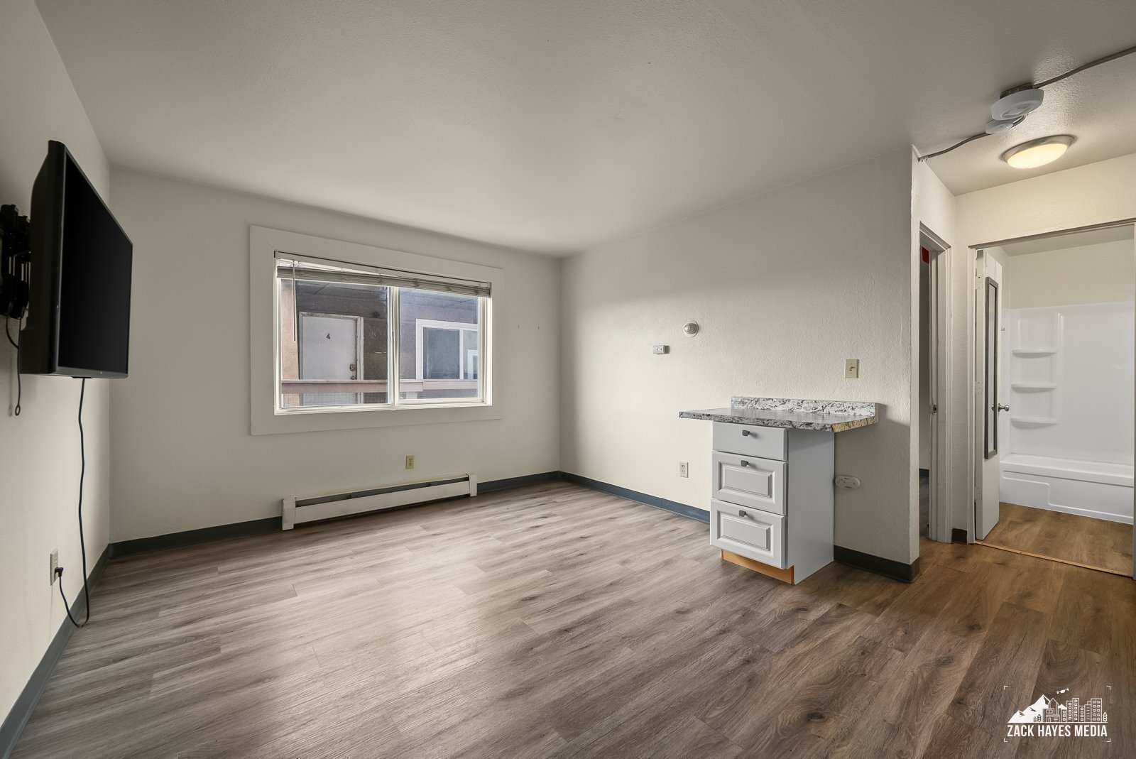 Building Photo - 618 Gambell St