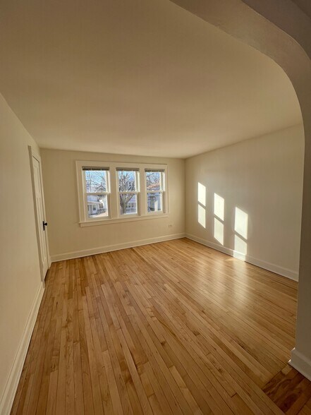 Living room faces west - 2706 E Morgan Ave