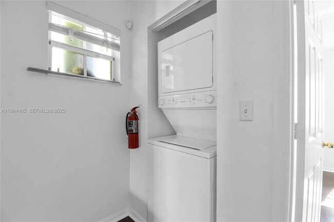 Building Photo - 13958 SW 260th St