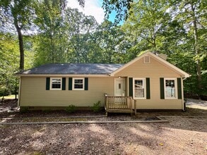 Building Photo - 3Bed/2Bath Lake Monticello Rental