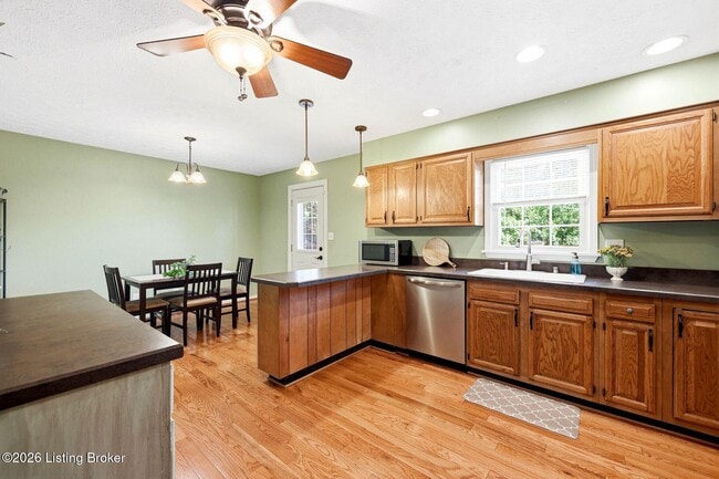Building Photo - 3605 Birnamwood Ct