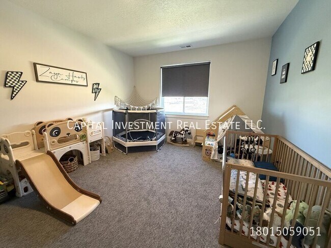 Building Photo - 7637 S Brinkerhoff Dr