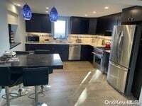 Building Photo - 101 Lincoln Blvd