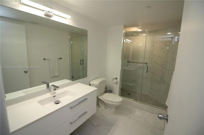 Building Photo - 21205 Yacht Club Dr