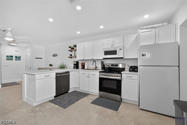 Building Photo - 27581 Imperial Shores Blvd