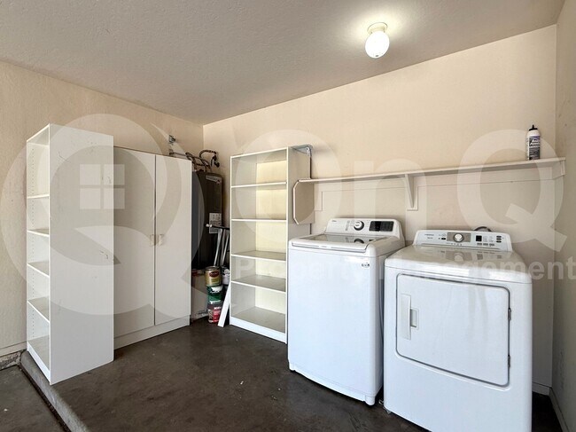 Building Photo - 14867 W Acapulco Ln