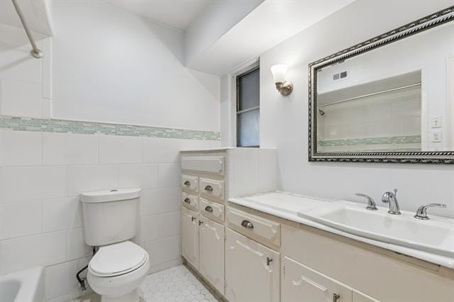 Building Photo - 6311 E Lovers Ln