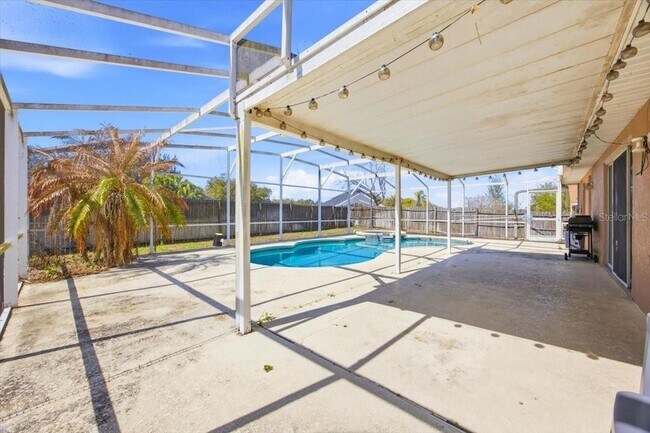 Building Photo - 364 Nevada Loop Rd