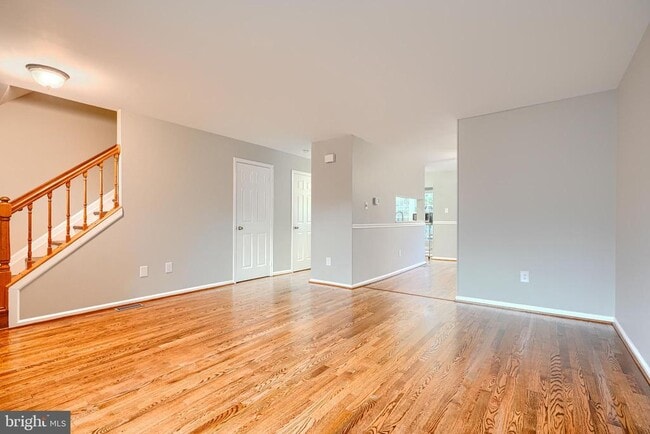 Building Photo - 309 Overlea Pl