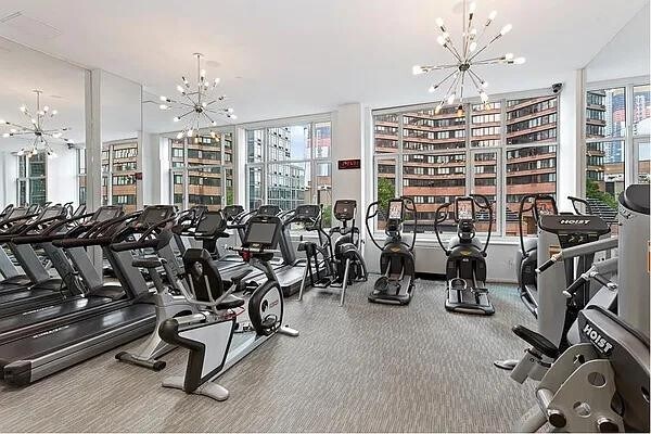 Building Photo - 635 W 42nd St