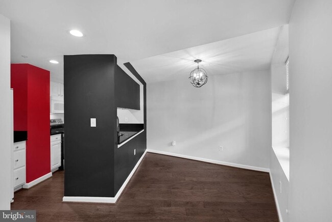 Building Photo - 1801 Calvert St NW