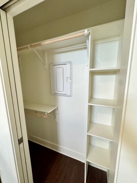 Building Photo - 726 E Emma Ave