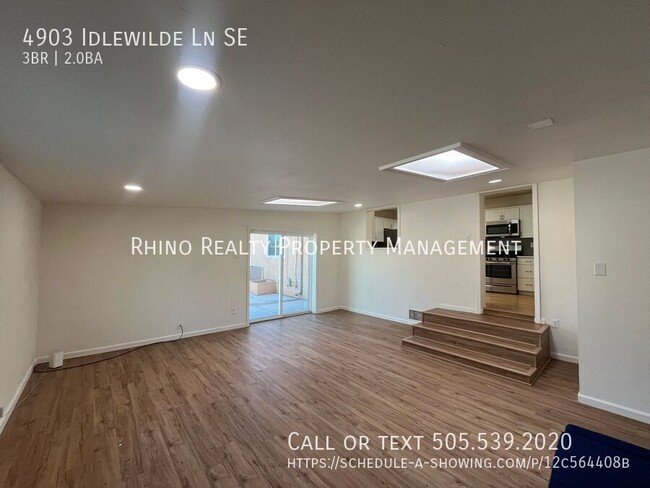 Building Photo - Spacious 2 Bedroom 3 Bathroom Home In ABQ!